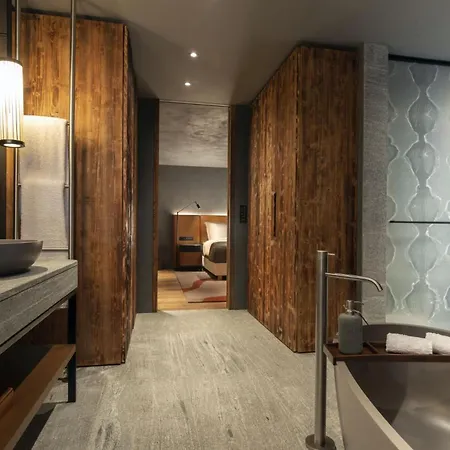 Contact Us At What App - 0041-798-079-427 To Book!! Six Sense Flats Apartment Lens